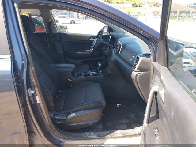 Продажа на аукционе авто 2017 Kia Sportage Lx, vin: KNDPMCAC0H7262732, номер лота: 45790447
