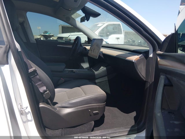 Aukcja sprzedaży 2024 Tesla Model Y Long Range Dual Motor All-wheel Drive, vin: 7SAYGDEE4RA231301, numer aukcji: 45790459
