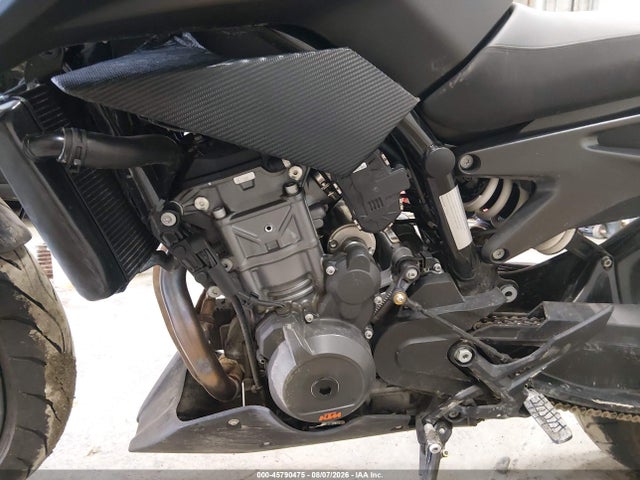 KTM 790 Duke 2020 VBKTU6407LM776894 Image 9