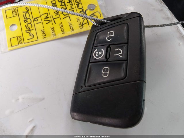 Продаж на аукціоні авто 2019 Volkswagen Tiguan 2.0t Se/2.0t Sel/2.0t Sel R-line/2.0t Sel R-line Black, vin: 3VV3B7AX0KM013263, номер лоту: 45790530