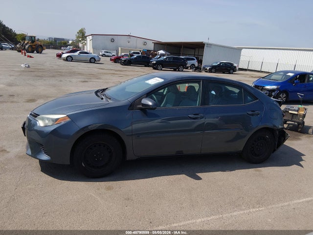 5YFBURHE4FP229295 Toyota COROLLA LE