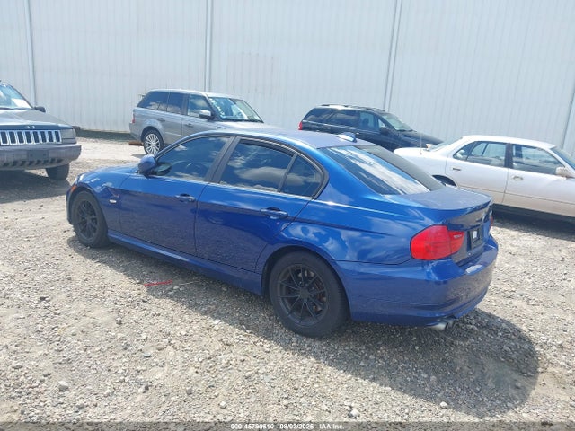 45790610 :رقم المزاد ، WBAPH7G54ANM50172 vin ، 2010 Bmw 328i مزاد بيع