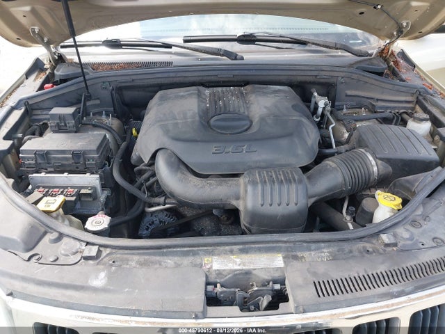 45790612 :رقم المزاد ، 1J4RR4GG6BC558213 vin ، 2011 Jeep Grand Cherokee Laredo مزاد بيع