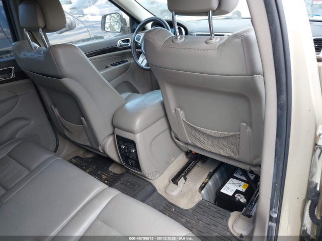 45790612 :رقم المزاد ، 1J4RR4GG6BC558213 vin ، 2011 Jeep Grand Cherokee Laredo مزاد بيع