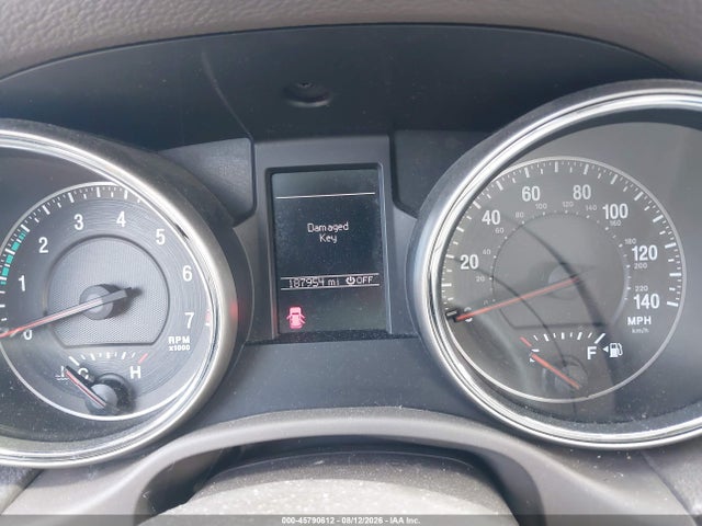 45790612 :رقم المزاد ، 1J4RR4GG6BC558213 vin ، 2011 Jeep Grand Cherokee Laredo مزاد بيع