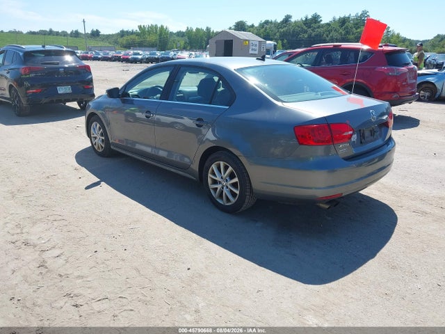 2014 Volkswagen Jetta 1.8t Se მანქანა იყიდება აუქციონზე, vin: 3VWB17AJ1EM445385, აუქციონის ნომერი: 45790668