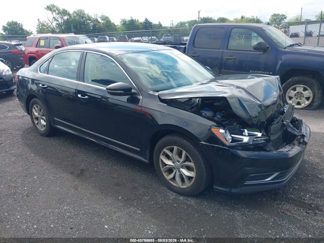 2016 Volkswagen Passat 1.8t S მანქანა იყიდება აუქციონზე, vin: 1VWAT7A36GC062280, აუქციონის ნომერი: 45790685