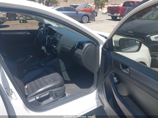 2013 Volkswagen Jetta 2.5l Sel მანქანა იყიდება აუქციონზე, vin: 3VWLP7AJ1DM424232, აუქციონის ნომერი: 45790718