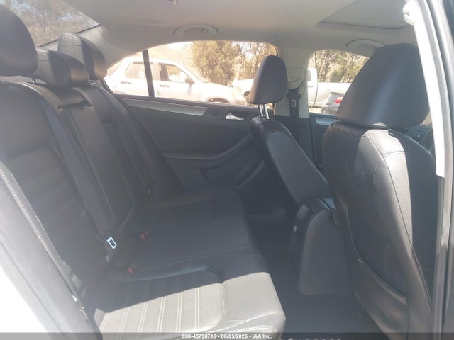 2013 Volkswagen Jetta 2.5l Sel მანქანა იყიდება აუქციონზე, vin: 3VWLP7AJ1DM424232, აუქციონის ნომერი: 45790718