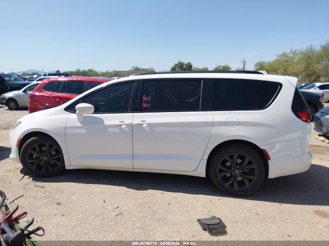 Chrysler Pacifica Touring L 2020 2C4RC1BG8LR273311 Image 13