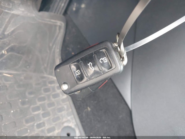 2016 Volkswagen Tiguan Se მანქანა იყიდება აუქციონზე, vin: WVGBV7AX8GW586075, აუქციონის ნომერი: 45790786
