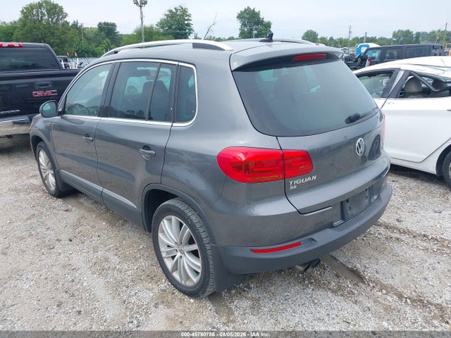 2016 Volkswagen Tiguan Se მანქანა იყიდება აუქციონზე, vin: WVGBV7AX8GW586075, აუქციონის ნომერი: 45790786
