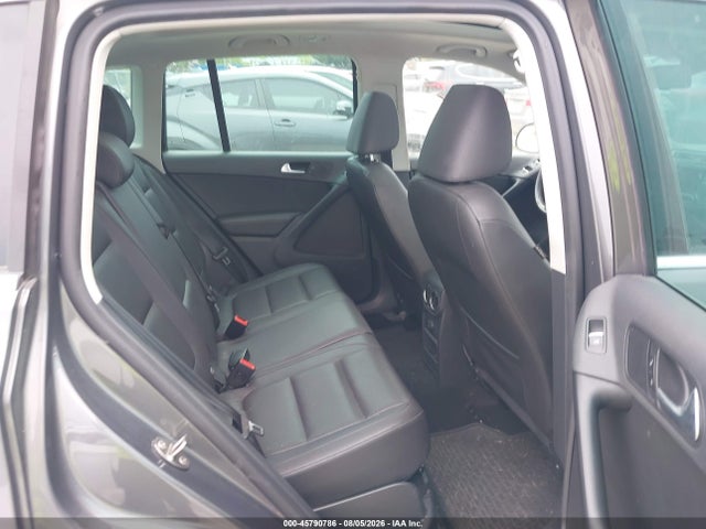2016 Volkswagen Tiguan Se მანქანა იყიდება აუქციონზე, vin: WVGBV7AX8GW586075, აუქციონის ნომერი: 45790786