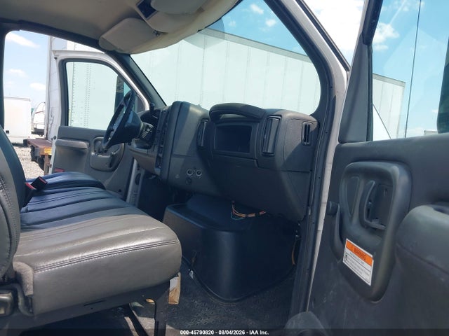 45790820 :رقم المزاد ، 1GDJ7C1347F901837 vin ، 2007 Gmc C7500 C7c042 مزاد بيع