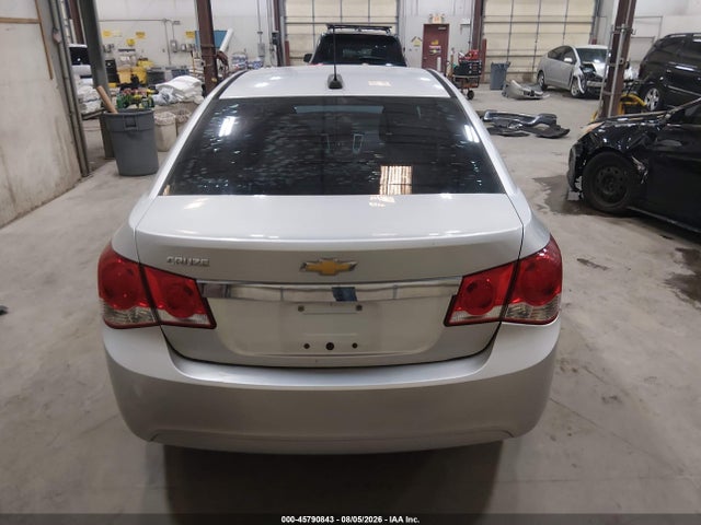 1G1P15SG8F7168934 Chevrolet Cruze L Manual