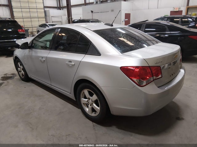 1G1P15SG8F7168934 Chevrolet Cruze L Manual