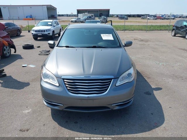 2012 Chrysler 200 Touring მანქანა იყიდება აუქციონზე, vin: 1C3CCBBB0CN205151, აუქციონის ნომერი: 45790846