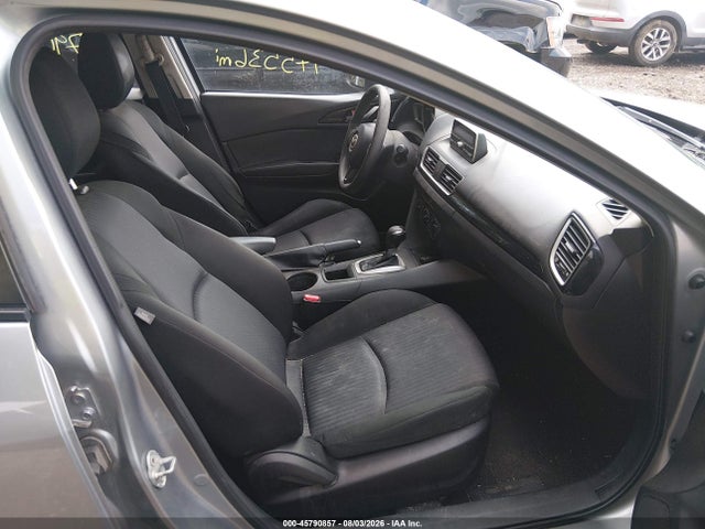 Продаж на аукціоні авто 2014 Mazda Mazda3 I Sport, vin: JM1BM1U74E1148812, номер лоту: 45790857
