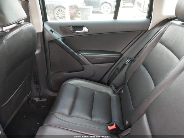 2015 Volkswagen Tiguan Se მანქანა იყიდება აუქციონზე, vin: WVGBV7AX9FW522707, აუქციონის ნომერი: 45790969