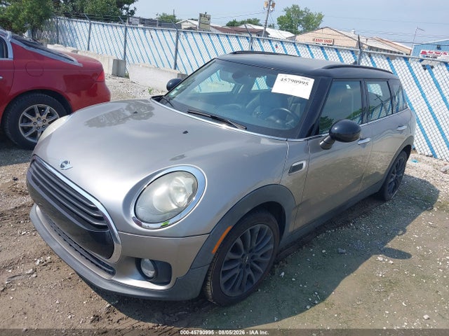 45790995 :رقم المزاد ، WMWLN5C54H2E32593 vin ، 2017 Mini Clubman Cooper مزاد بيع