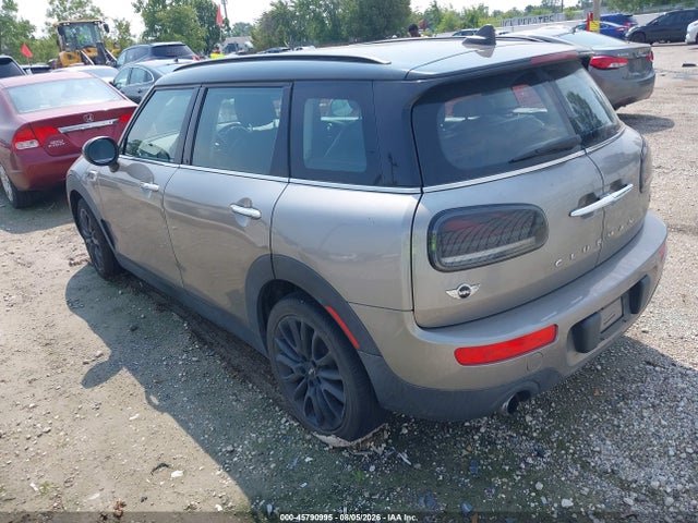 45790995 :رقم المزاد ، WMWLN5C54H2E32593 vin ، 2017 Mini Clubman Cooper مزاد بيع