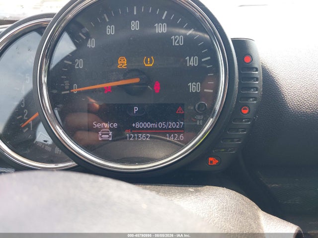 45790995 :رقم المزاد ، WMWLN5C54H2E32593 vin ، 2017 Mini Clubman Cooper مزاد بيع