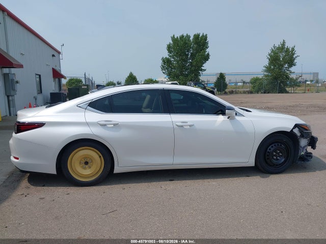 45791003 :رقم المزاد ، 58AFZ1B16MU084341 vin ، 2021 Lexus Es 350 Ultra Luxury مزاد بيع