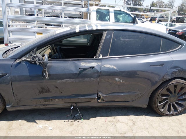 Продаж на аукціоні авто 2022 Tesla Model 3 Performance Dual Motor All-wheel Drive, vin: 5YJ3E1EC7NF299633, номер лоту: 45791035
