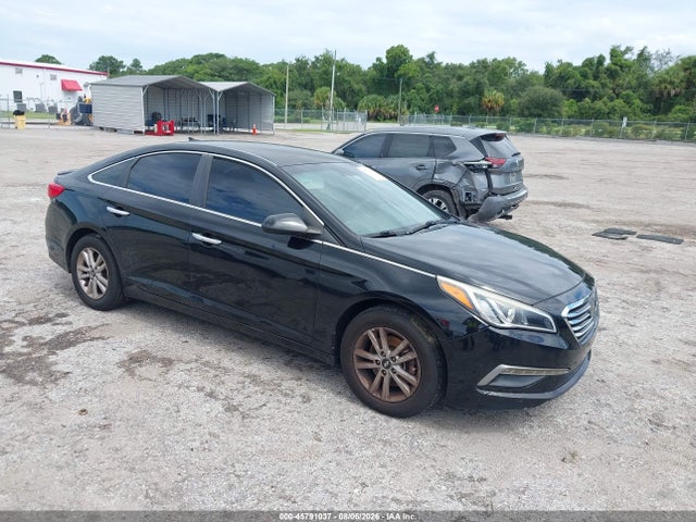2015 Hyundai Sonata Se მანქანა იყიდება აუქციონზე, vin: 5NPE24AFXFH155662, აუქციონის ნომერი: 45791037
