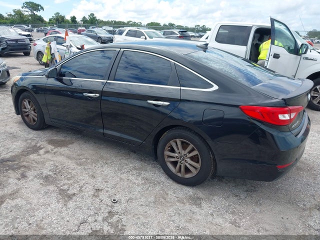 2015 Hyundai Sonata Se მანქანა იყიდება აუქციონზე, vin: 5NPE24AFXFH155662, აუქციონის ნომერი: 45791037