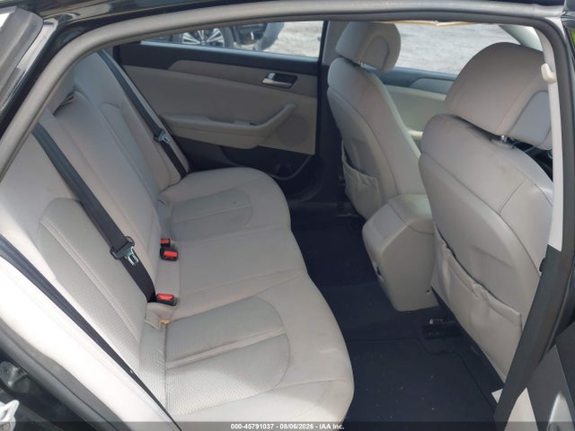 2015 Hyundai Sonata Se მანქანა იყიდება აუქციონზე, vin: 5NPE24AFXFH155662, აუქციონის ნომერი: 45791037