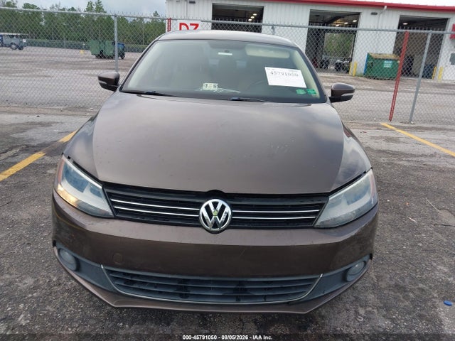 2011 Volkswagen Jetta 2.5l Sel მანქანა იყიდება აუქციონზე, vin: 3VWLX7AJ9BM325073, აუქციონის ნომერი: 45791050