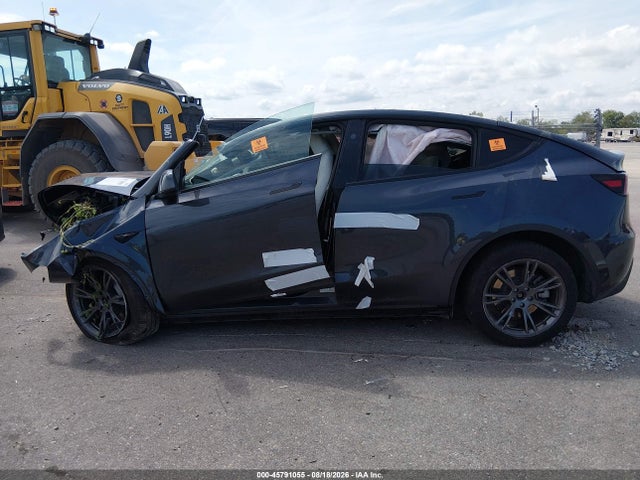 Продаж на аукціоні авто 2025 Tesla Model Y Long Range Dual Motor Rear-wheel Drive, vin: 7SAYGDEDXSA378946, номер лоту: 45791055