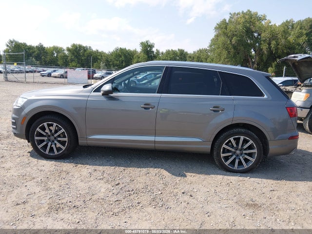 2017 Audi Q7 3.0t Premium მანქანა იყიდება აუქციონზე, vin: WA1LAAF76HD028808, აუქციონის ნომერი: 45791079