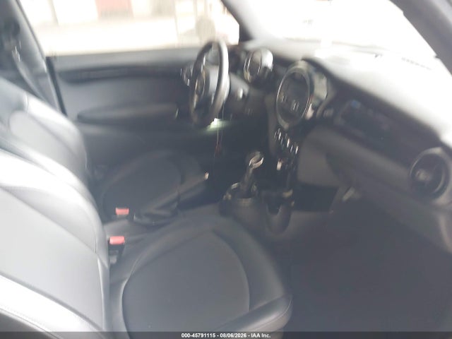 2015 Mini Hardtop Cooper მანქანა იყიდება აუქციონზე, vin: WMWXM5C56FT938368, აუქციონის ნომერი: 45791115