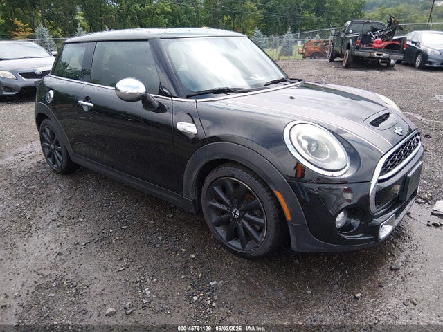 Продаж на аукціоні авто 2017 Mini Hardtop Cooper S, vin: WMWXP7C56H3B94151, номер лоту: 45791129