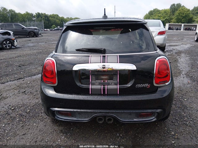 Продаж на аукціоні авто 2017 Mini Hardtop Cooper S, vin: WMWXP7C56H3B94151, номер лоту: 45791129