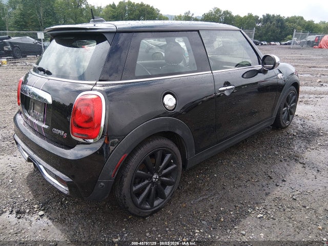Продаж на аукціоні авто 2017 Mini Hardtop Cooper S, vin: WMWXP7C56H3B94151, номер лоту: 45791129