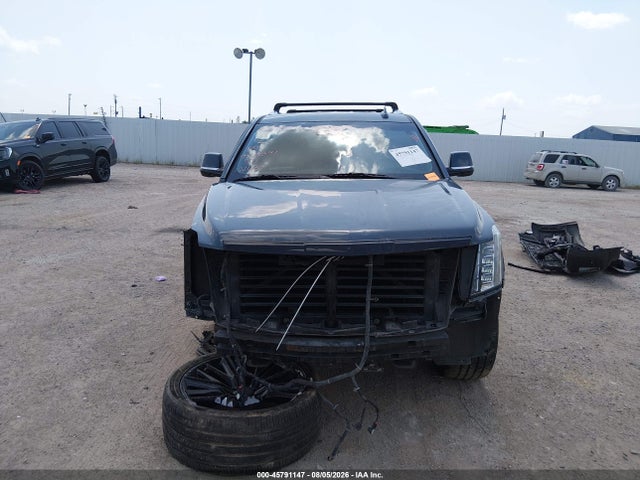 45791147 :رقم المزاد ، 1GYS4CKJ2KR172639 vin ، 2019 Cadillac Escalade Premium Luxury مزاد بيع