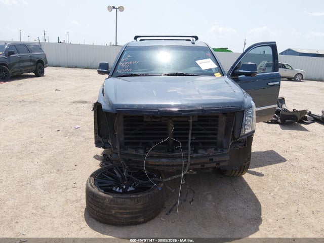 45791147 :رقم المزاد ، 1GYS4CKJ2KR172639 vin ، 2019 Cadillac Escalade Premium Luxury مزاد بيع