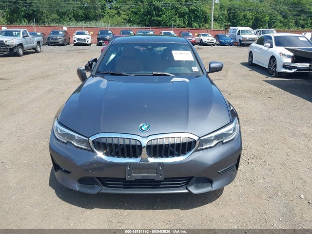 2022 Bmw 330e Xdrive მანქანა იყიდება აუქციონზე, vin: 3MW5P9J02N8C23624, აუქციონის ნომერი: 45791162