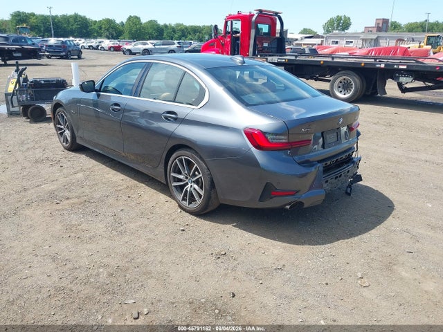 2022 Bmw 330e Xdrive მანქანა იყიდება აუქციონზე, vin: 3MW5P9J02N8C23624, აუქციონის ნომერი: 45791162