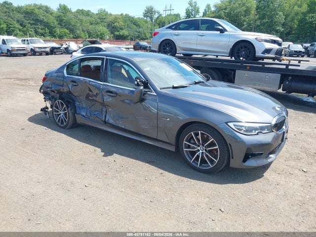 2022 Bmw 330e Xdrive მანქანა იყიდება აუქციონზე, vin: 3MW5P9J02N8C23624, აუქციონის ნომერი: 45791162