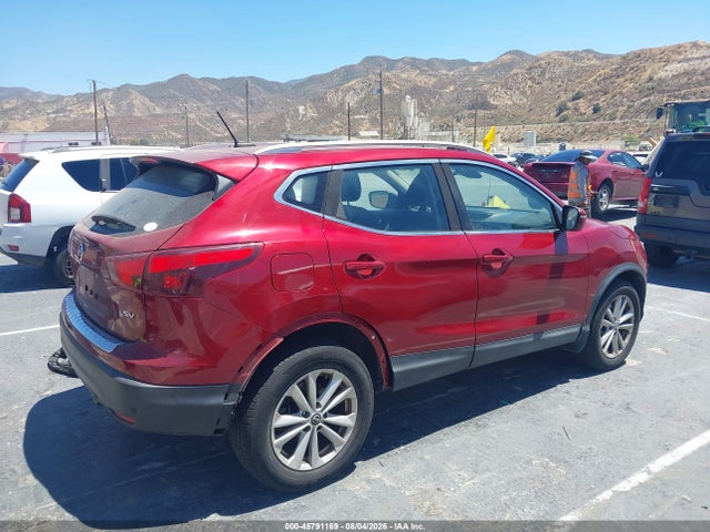 JN1BJ1CP2KW228086 Nissan Rogue Sport Sv