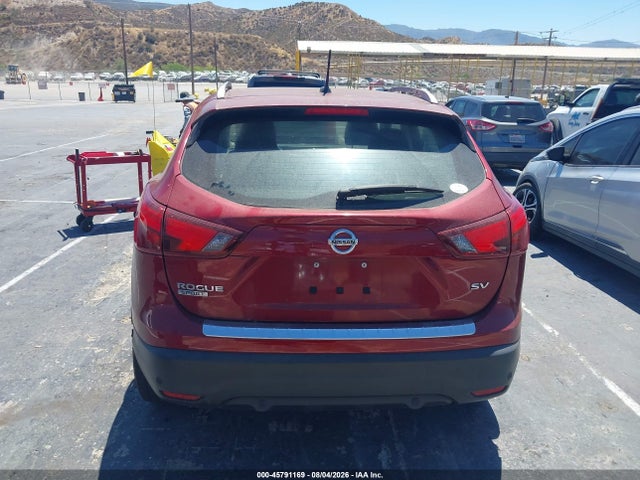 JN1BJ1CP2KW228086 Nissan Rogue Sport Sv