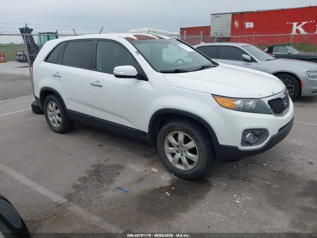 2013 Kia Sorento Lx მანქანა იყიდება აუქციონზე, vin: 5XYKT3A12DG393931, აუქციონის ნომერი: 45791176