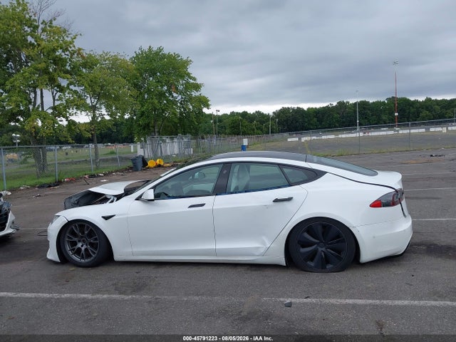 Продажа на аукционе авто 2021 Tesla Model S Long Range Dual Motor All-wheel Drive, vin: 5YJSA1E52MF428532, номер лота: 45791223