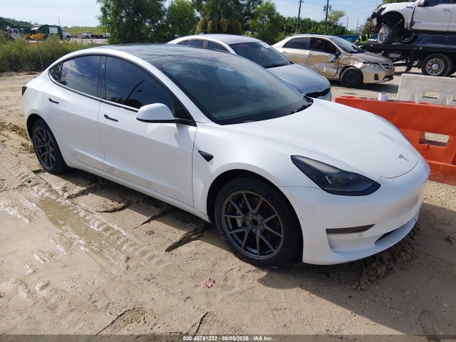 2021 5YJ3E1EA4MF099001 головне зображення