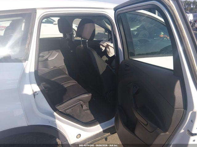 Продажа на аукционе авто 2015 Ford Escape S, vin: 1FMCU0F76FUA28209, номер лота: 45791245