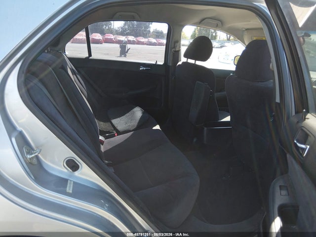 Продажа на аукционе авто 2004 Honda Accord 2.4 Lx, vin: JHMCM56324C034279, номер лота: 45791251